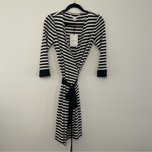 NWT DVF Diane Von Furstenberg Julian Two wrap dress black and white stri… - Picture 4 of 10
